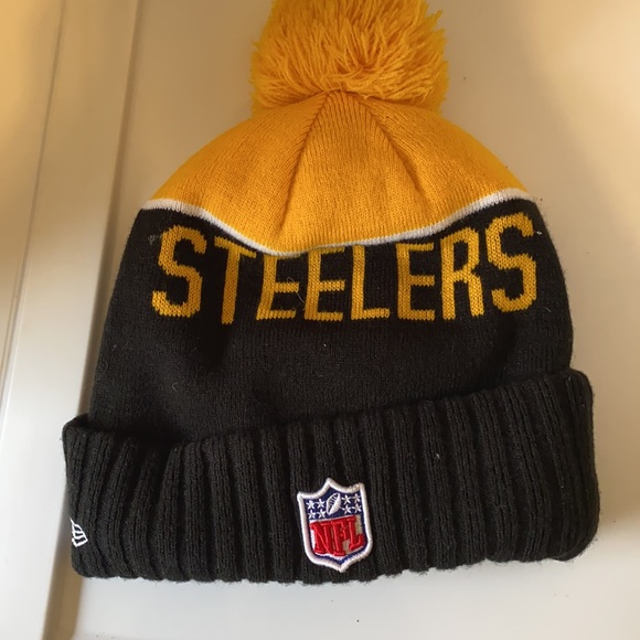 Pittsburgh Steelers Winter Beanie Hat - Picture 2 of 3